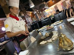 -利昂法式铁板主题餐厅(新奥购物中心店)