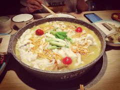 -山城外·非遗酸菜鱼(蜀都万达店)