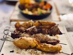 羊肉鸡肉串配阿拉伯米饭-乐味图西餐厅(站前路店)
