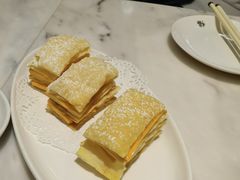 -香港百合居(LCM置汇旭辉广场店)