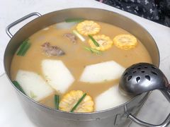 -肥仔文澳门猪骨煲(南京西路店)