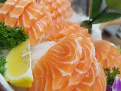 -青瓦餐厅·生鱼片·韩园烤肉(西塔店)