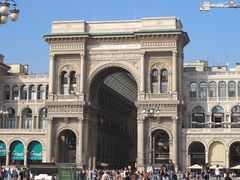 -埃马努埃莱二世拱廊