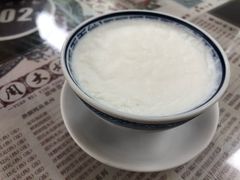 双皮奶-周大娘牛乳(旧寨古村总店)