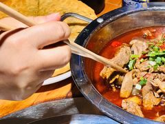 -大众跷脚牛肉馆·非遗传承单位(峨眉山店)