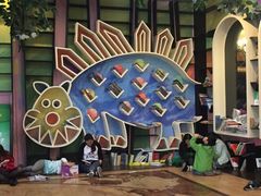 -钟书阁(松江泰晤士小镇店)