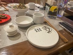 餐具摆设-渔语鱼新川菜Bistro(万象天地店)