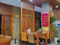 等位区-廖老妈蹄花(中海国际店)