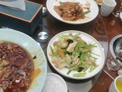 -民族饭荘(新华大街店)