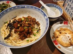 -辣肉面大王(天平路店)