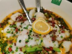 柠檬酸菜鱼-绿草地·湘菜(7mall店)