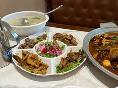 -梅利汴京烤鸭•开封豫菜地标店(东大街店)