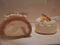 椰子菠萝慕斯-Ten Olives甜点