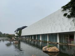 -罗红摄影艺术馆