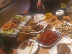 -喝丢一只鞋海鲜烧烤·海肠捞饭(东关街店)