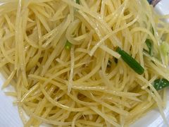 -湖南人家湘菜馆(镇江路店)