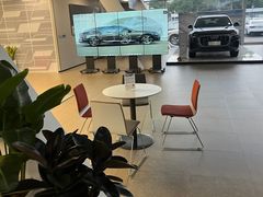-成都中升汇迪奥迪4S店(奥特莱斯店)