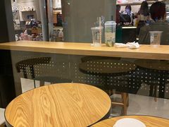 大堂-星巴克臻选(北京银泰店)