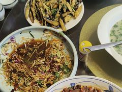 -五谷丰登·胶东海鲜·家常菜(张村店)