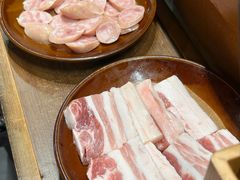 -阿山卓·野生菌火锅·纳西火塘烤肉