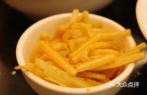 Snail Sour Bamboo Shoot Noodles