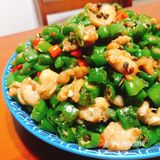 谁吃谁知道的重庆江湖菜之——尖椒鸡
