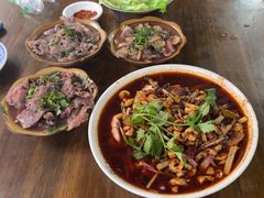 -小杨翘脚牛肉
