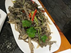 -马路边上·小海鲜烧烤(八一路店)