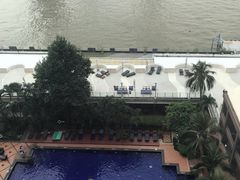 -曼谷湄南河畔华美达广场酒店