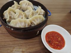 -驴肉蒸饺杭州小笼包