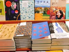 -西西弗书店&矢量咖啡(凯德晶萃广场店)