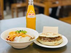 -子午路张记肉夹馍(翠华路店)