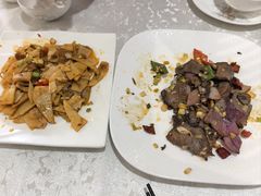 -品朵颐·精致湖北菜(会展店)