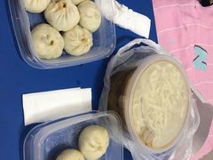 土猪肉老面小笼包-坊门老街(宜山路店)