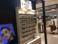 -LOHO眼镜(上海五角场合生汇店)