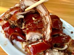 -黄记四更烤乳猪店