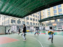 -迈克篮球俱乐部(裕晟广场店)