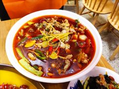 馋嘴蛙仔-杨氏青龙虾·羊蝎子(托乐嘉店)