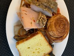 -圣丰索菲特·2 On 988 Café 自助餐厅