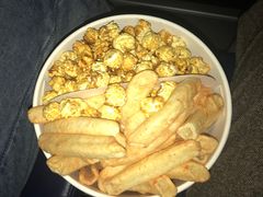 -保利万和CFR国际影城(钱江世纪城店)