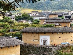 -初溪土楼群