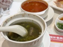 -香港新发烧腊茶餐厅(水围店)