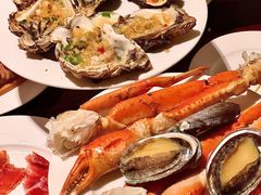 -广州万富希尔顿酒店·感趣自助餐厅·金秋蟹宴生蚝海鲜刺身
