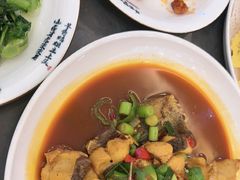 红烧鱼尾-浔味·山屿湖·正宗淳牌全鱼宴老字号