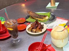 -黄亚华小食店(Jalan Alor)