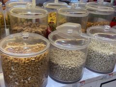 自助取餐区-圆门洞炒货(经一路总店)