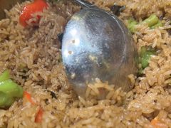 牛肝菌炒饭-老滇山寨•云南特色菜•地方菜•民族风情歌舞表演(金碧店)