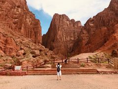 -天山神秘大峡谷