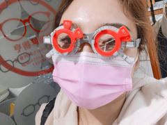 -罗伯特眼镜·蔡司官方授权(罗湖国贸店)