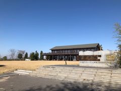 -梁子湖东篱老屋生态庄园